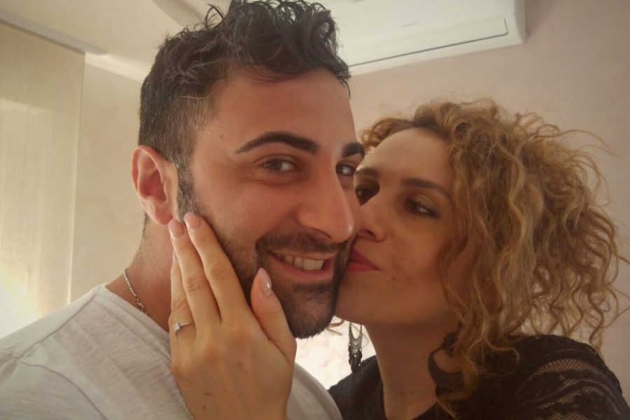 Non seguire questo esempio quando regali un anello